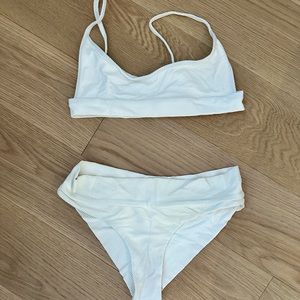 Frankie bikini white medium top large bottoms